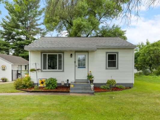 3228 Mars Avenue Eau Claire WI 54703