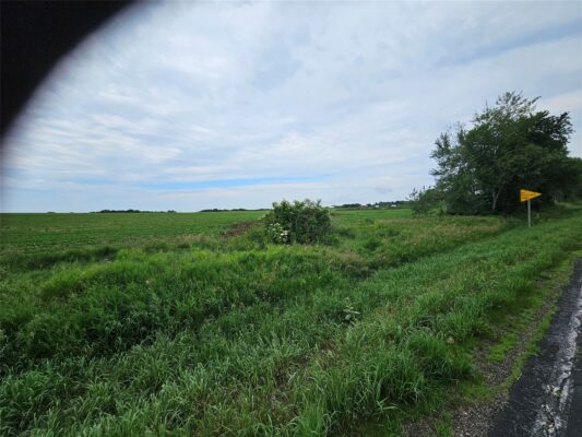 40 Acres County Road River Falls WI 54022