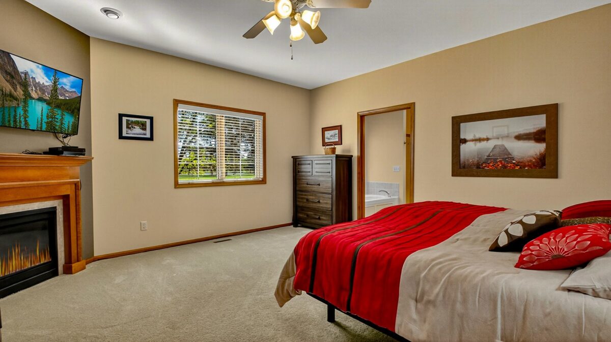 4244 Mill Ridge Circle, Eau Claire WI 54703 - Residential house for sale - MLS #1602030 - image26