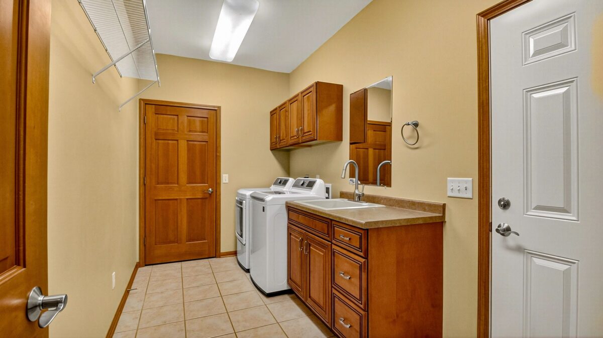 4244 Mill Ridge Circle, Eau Claire WI 54703 - Residential house for sale - MLS #1602030 - image32