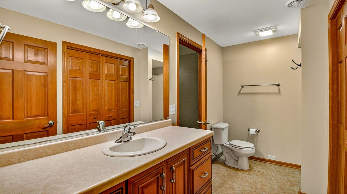 4244 Mill Ridge Circle, Eau Claire WI 54703 - Residential house for sale - MLS #1602030 - image37