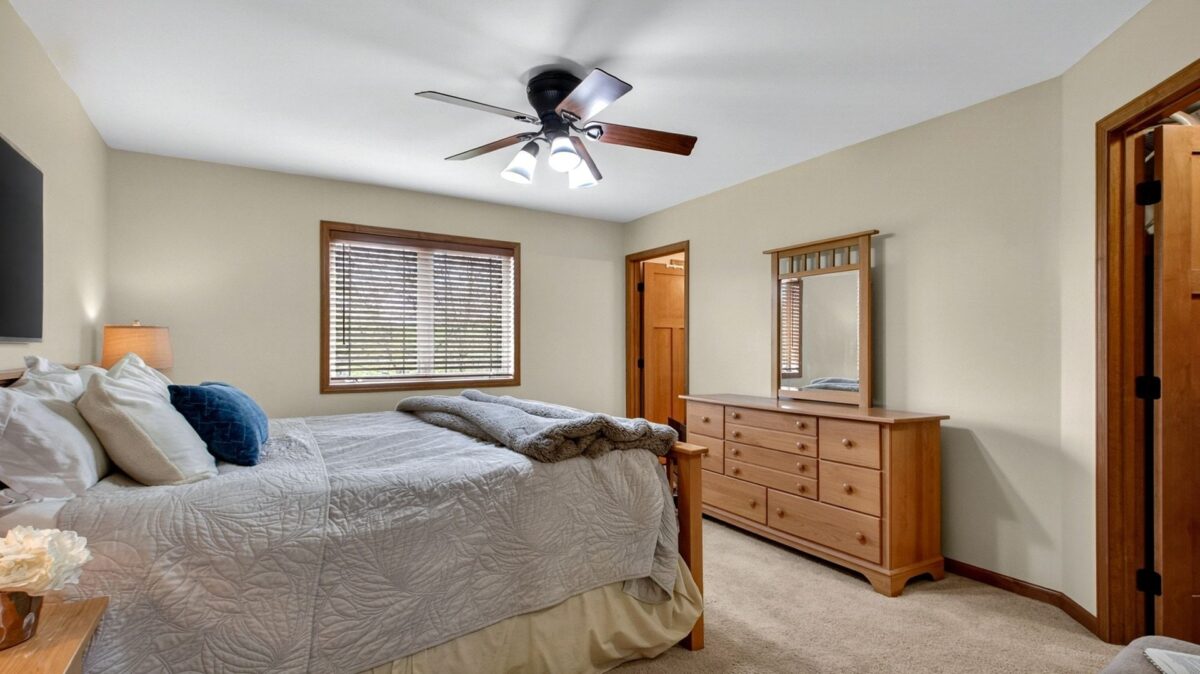 4409 Echo Valley Drive, Eau Claire WI 54701 - Residential house for sale - MLS #1600945 - image12