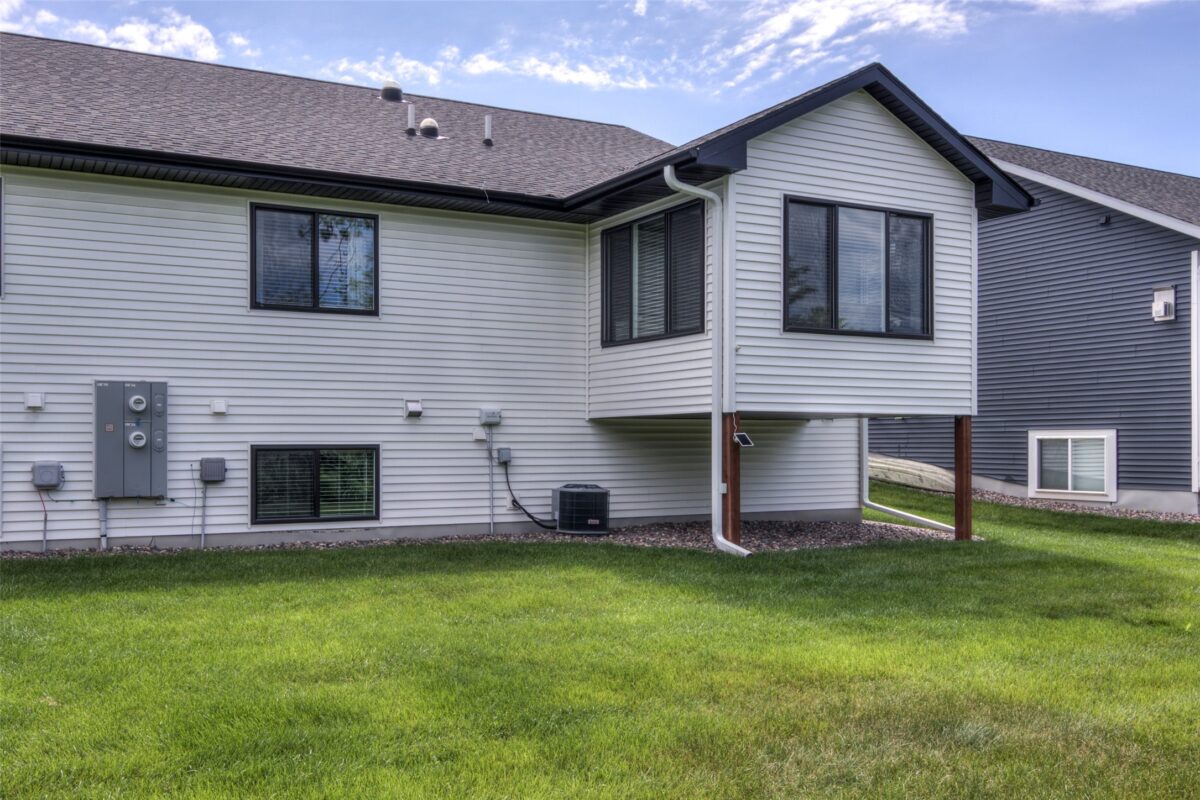 4852 Waylon Street, Eau Claire WI 54703 - Residential house for sale - MLS #1603022 - image39