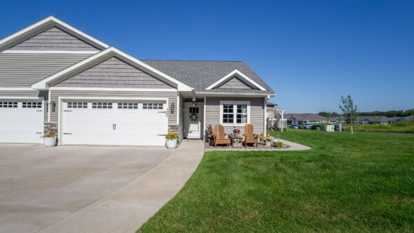 4897 Field Crest Lane Eau Claire WI 54701