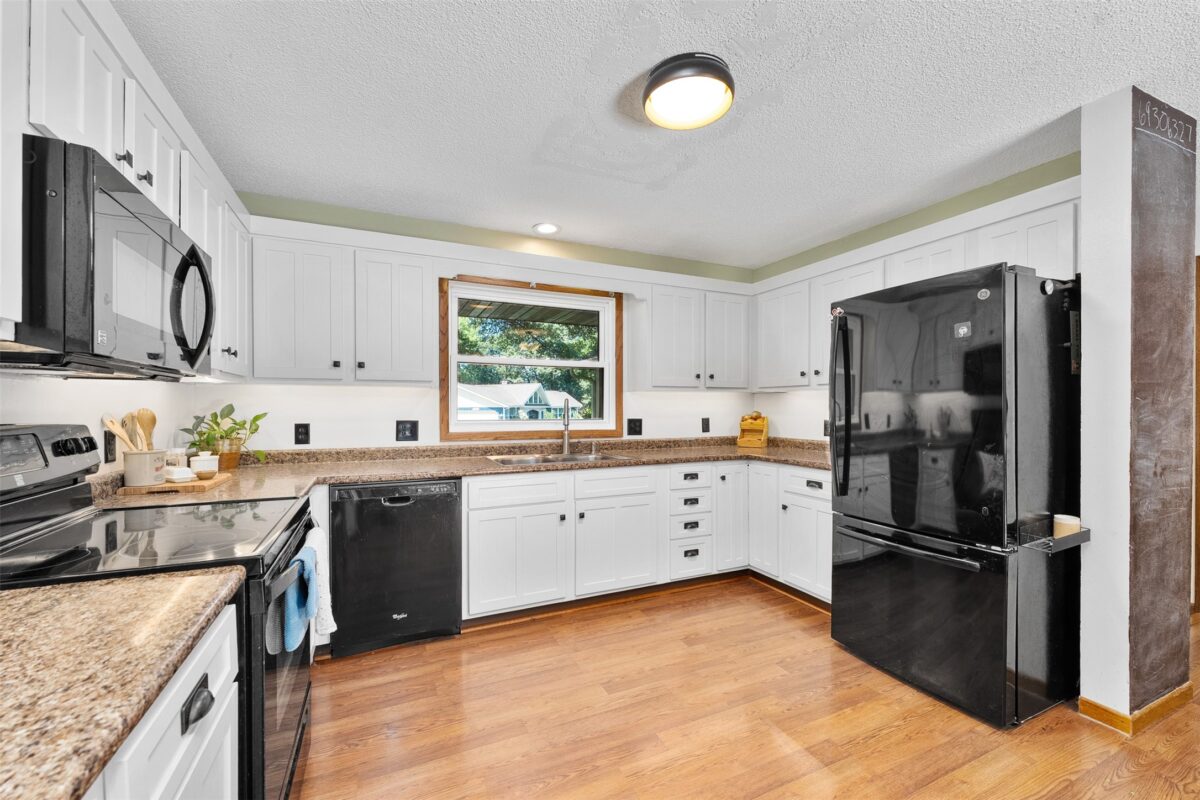 604 Manor Court, Altoona WI 54720 - Residential house for sale - MLS #1603372 - image13