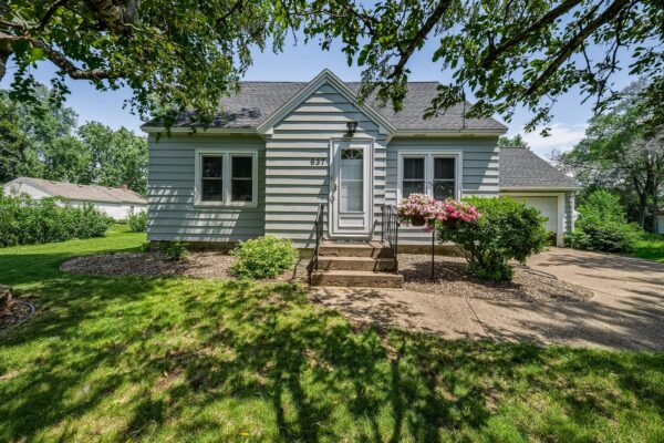637 Harding Street Chippewa Falls WI 54729