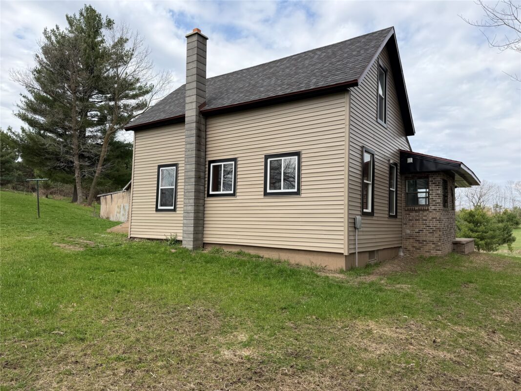 664 17 1/2 Street, Hillsdale WI 54733 - Residential house for sale - MLS #1600438 - image3