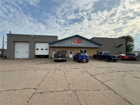 8 S 4th Street Barron WI 54812