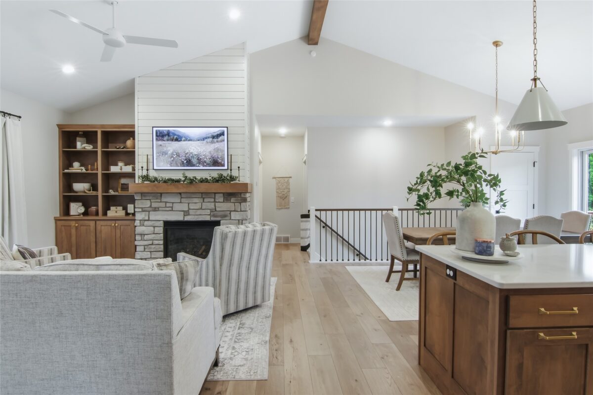 8777 Cottonwood Circle, Eau Claire WI 54701 - Residential house for sale - MLS #1602741 - image10