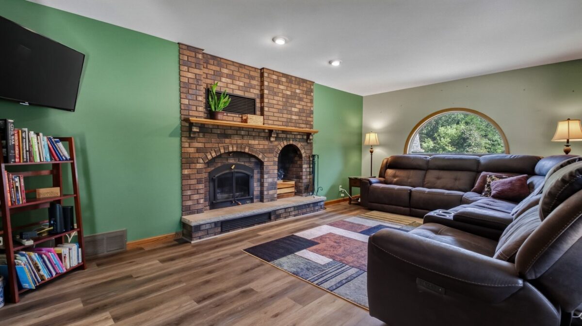 884 Windsor Forest Drive, Altoona WI 54720 - Residential house for sale - MLS #1603237 - image12