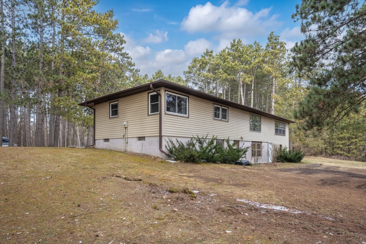 917 Sunrise Beach Drive, Amery WI 54001 - Residential house for sale - MLS #1599478 - image37
