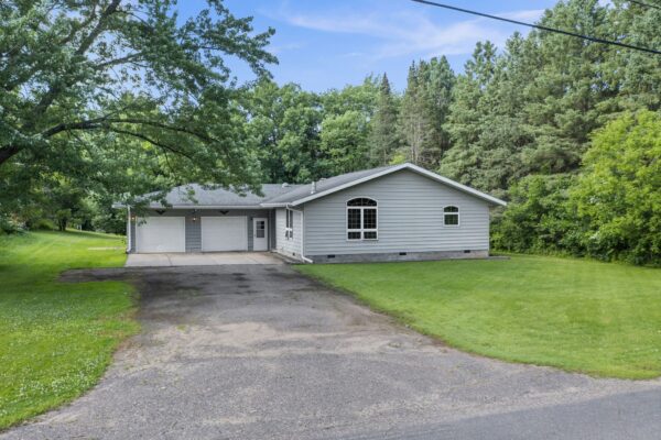 960 Sylvan Street Cumberland WI 54829