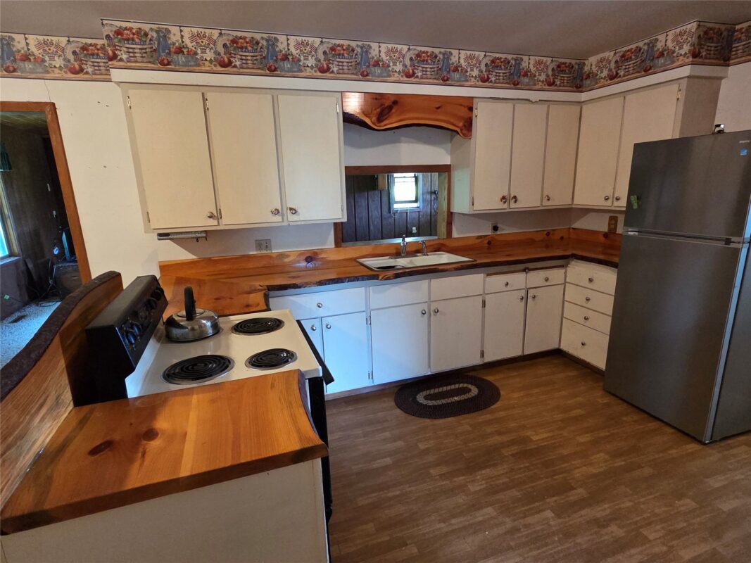 995 16th Street, Barron WI 54812 - Farm house for sale - MLS #1603204 - image10
