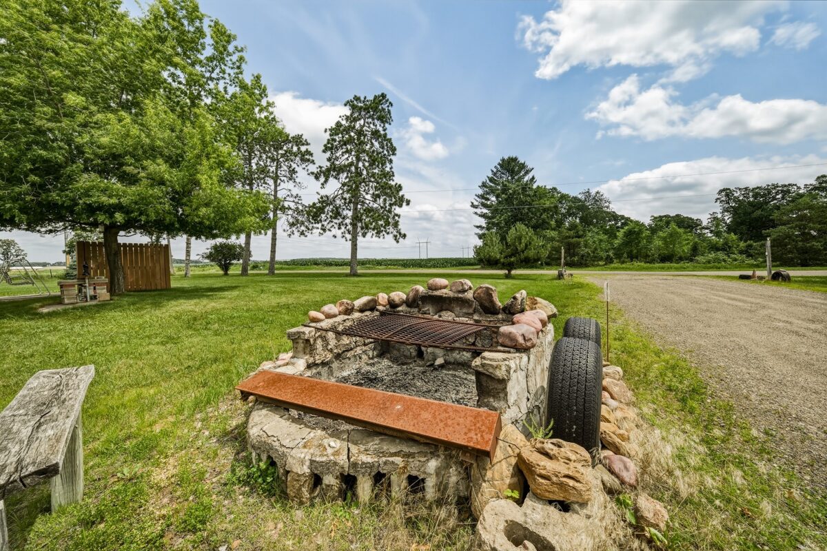 E8299 470th Avenue, Elk Mound WI 54739 - Land house for sale - MLS #1602824 - image31