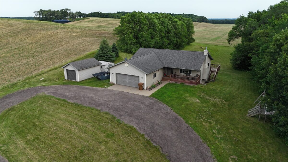 W2312 County Road T, Durand WI 54736 - Residential house for sale - MLS #1603115 - image2