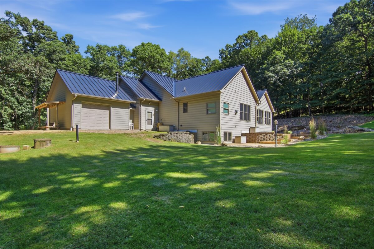 W245 Woodridge Drive, Eau Claire WI 54701 - Residential house for sale - MLS #1602701 - image6