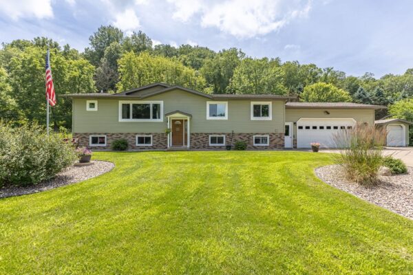 W764A Valley Drive Fountain City WI 54629