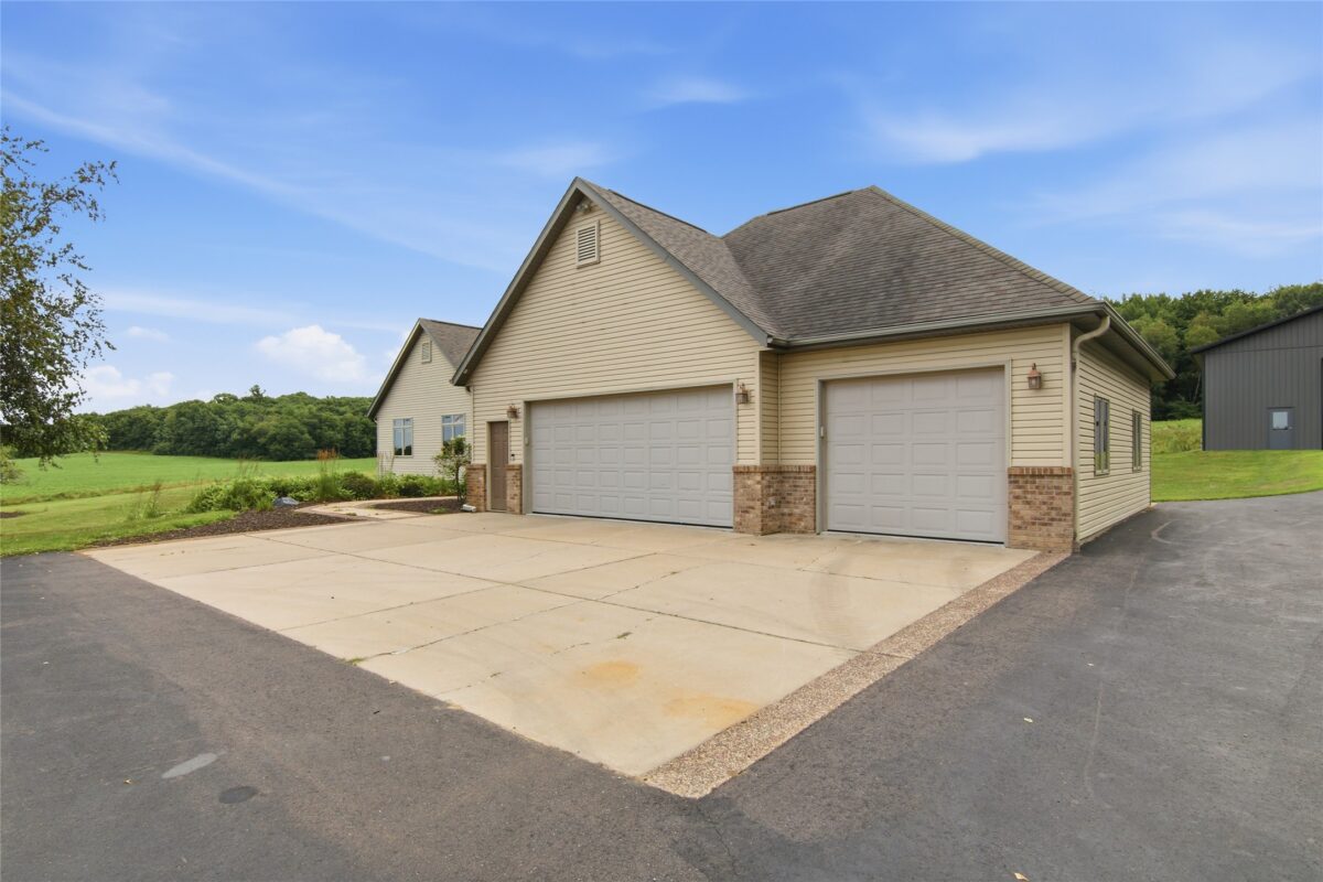 W860 Cedar Road, Eau Claire WI 54701 - Residential house for sale - MLS #1603580 - image12