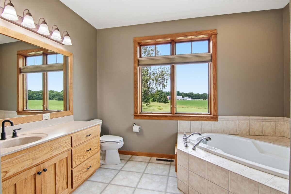 W860 Cedar Road, Eau Claire WI 54701 - Residential house for sale - MLS #1603580 - image32