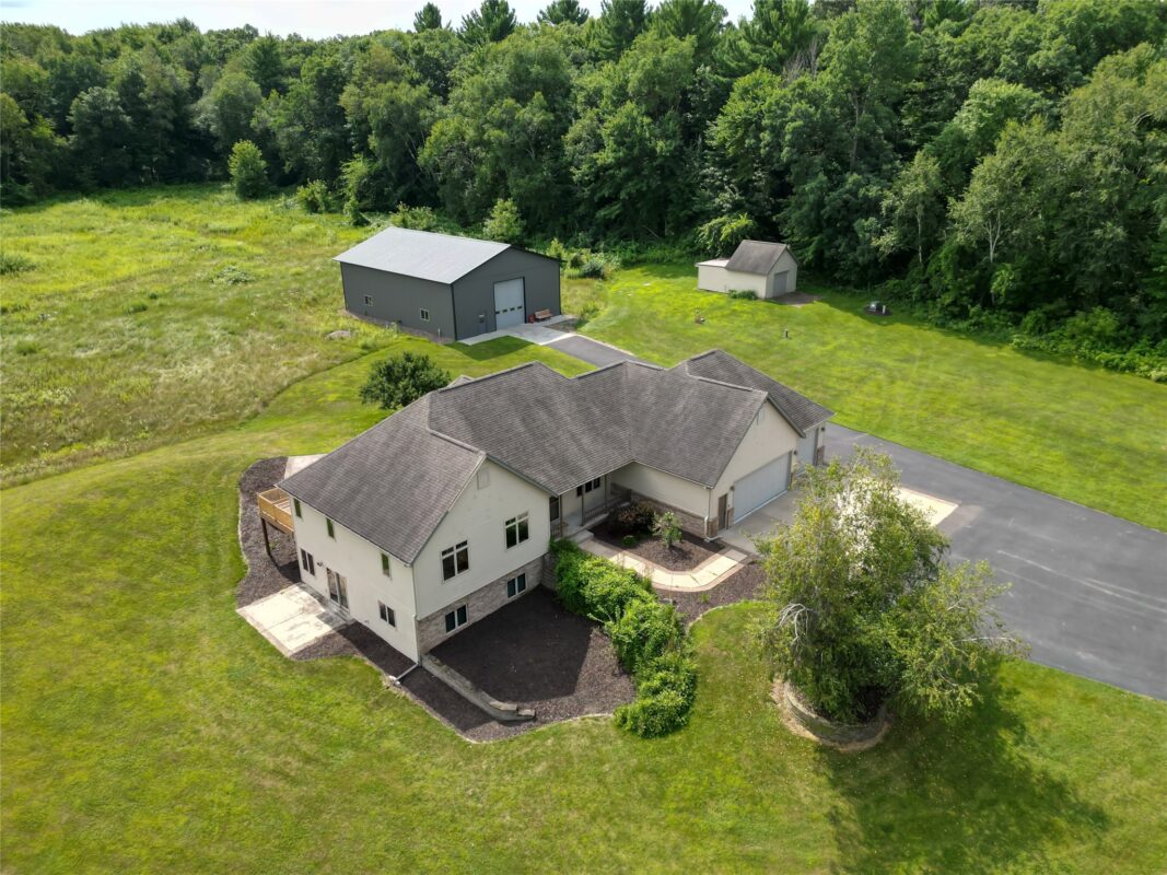 W860 Cedar Road, Eau Claire WI 54701 - Residential house for sale - MLS #1603580 - image52