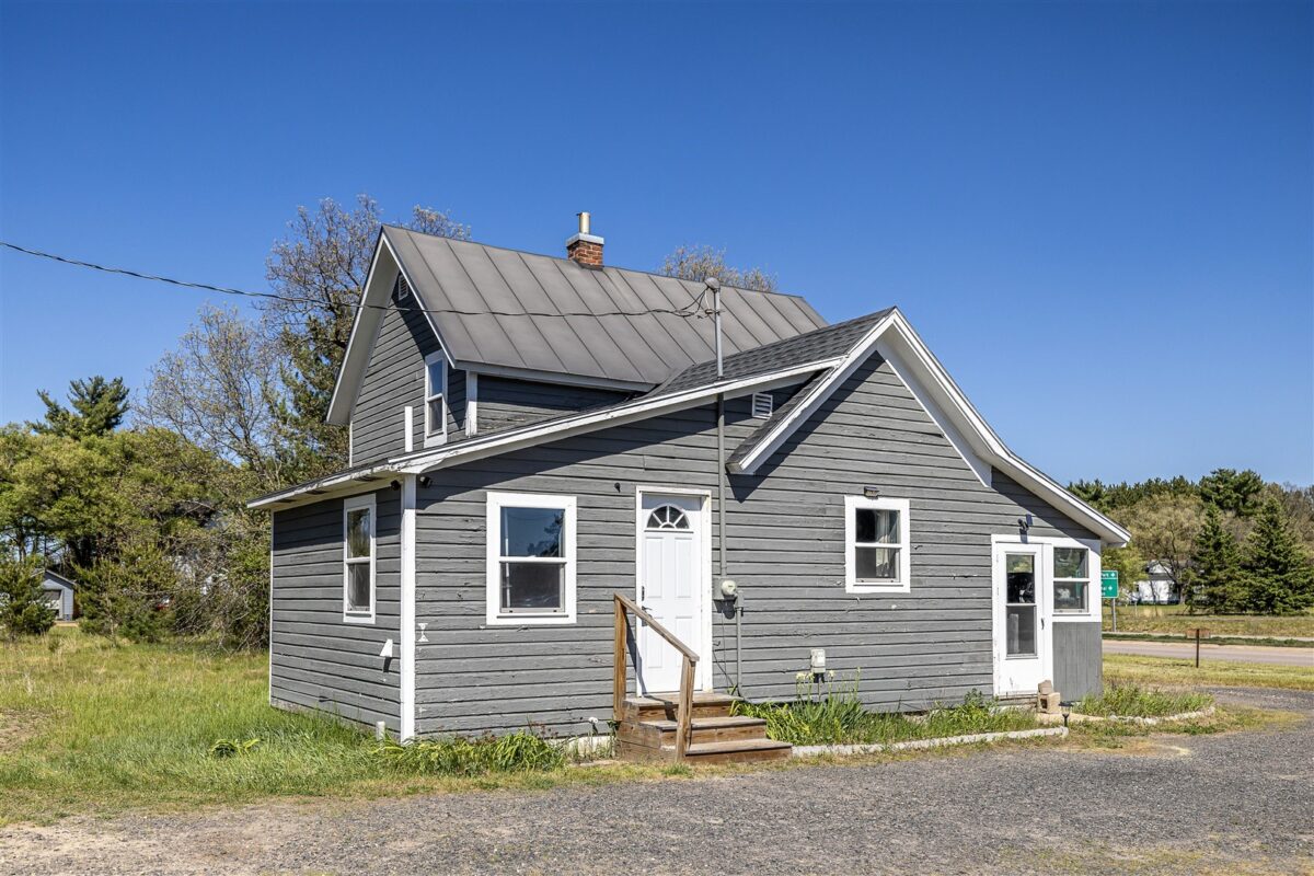 W9952 State Highway 54, Black River Falls WI 54615 - Residential house for sale - MLS #1601239 - image2