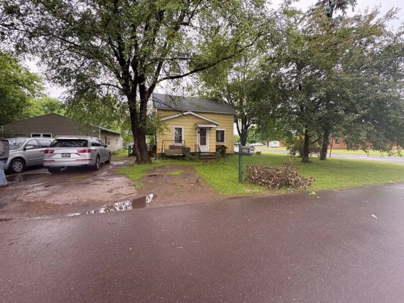 1002 Cora Avenue