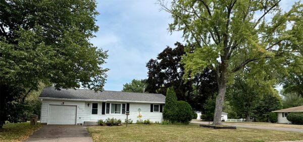 1002 Spruce Street Chippewa Falls WI 54729