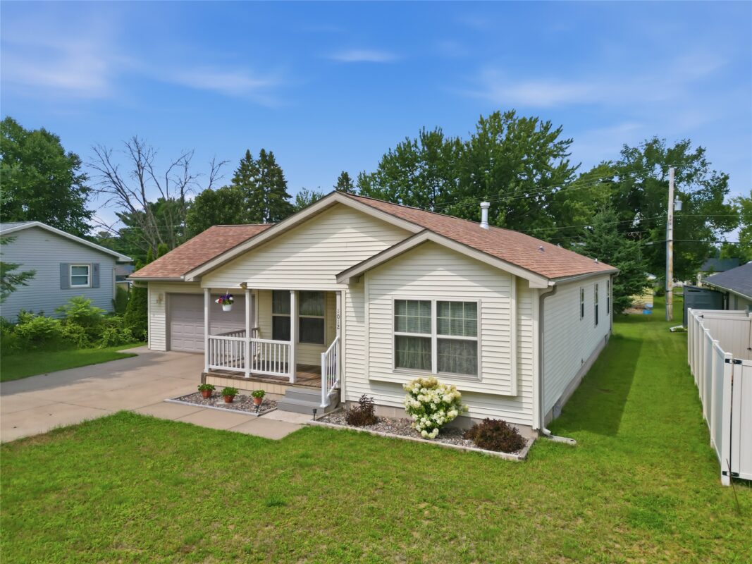 1012 Bartlett Avenue, Altoona WI 54720 - Residential house for sale - MLS #1603792 - image2