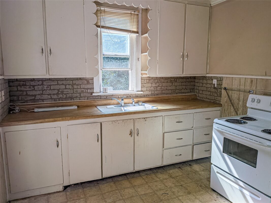 1015 6th Street, Menomonie WI 54751 - ResidentialIncome house for sale - MLS #1604178 - image4