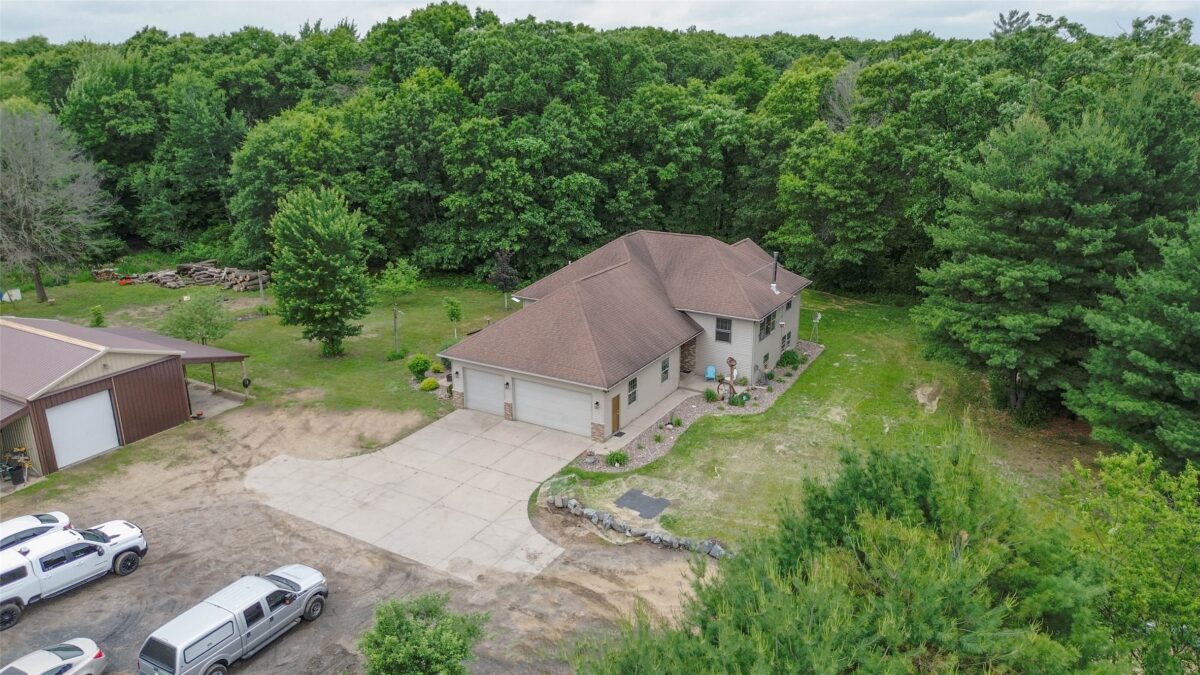 10231 Pine Road, Fall Creek WI 54742 - Residential house for sale - MLS #1602035 - image27