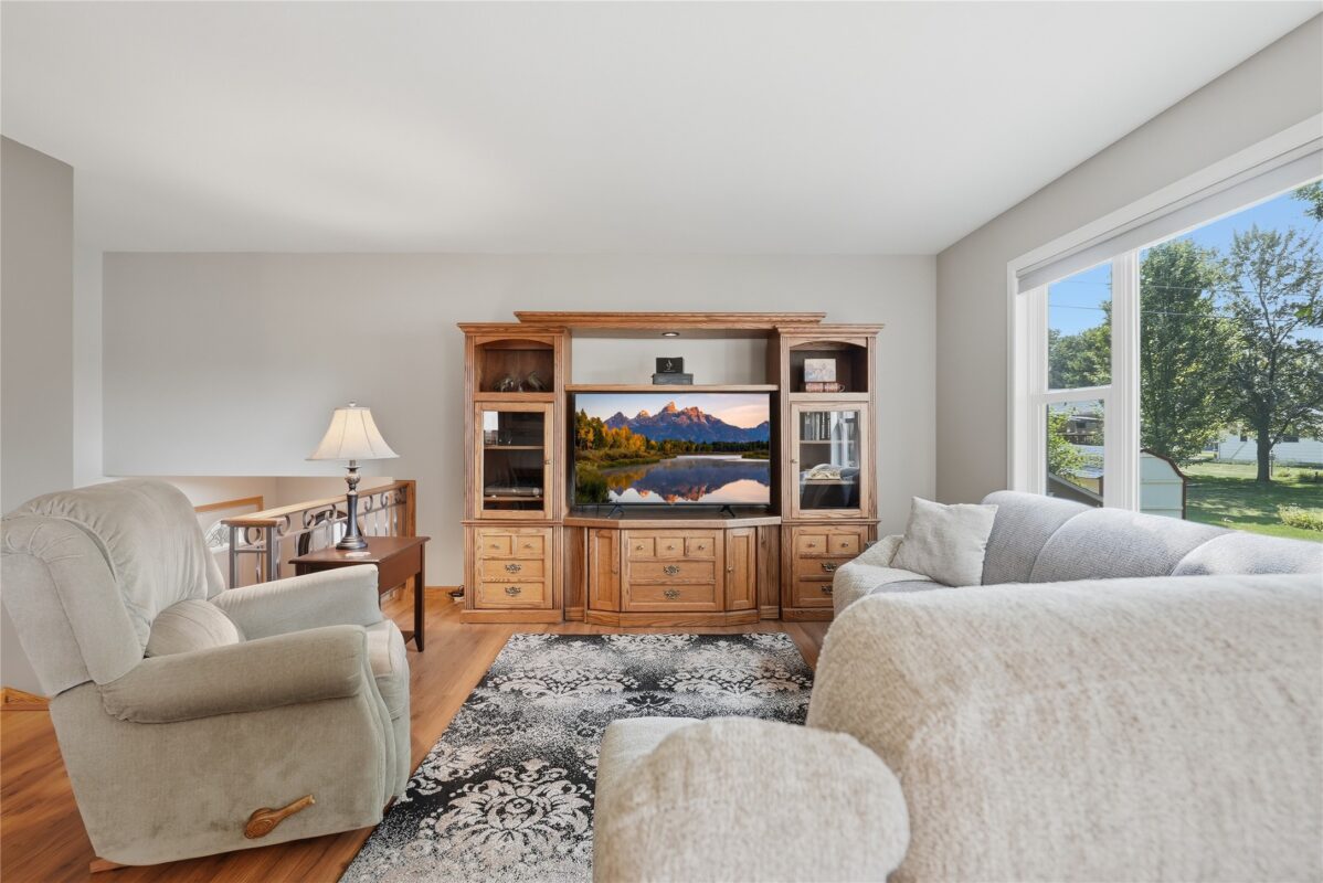 1105 Barry Avenue, Eau Claire WI 54701 - Residential house for sale - MLS #1603728 - image3