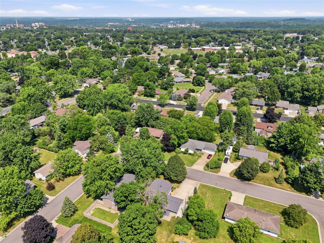 1105 Barry Avenue, Eau Claire WI 54701 - Residential house for sale - MLS #1603728 - image30