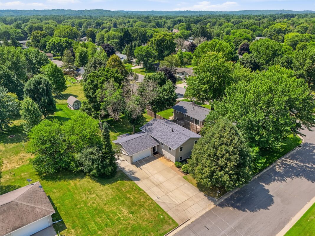1105 Barry Avenue, Eau Claire WI 54701 - Residential house for sale - MLS #1603728 - image32