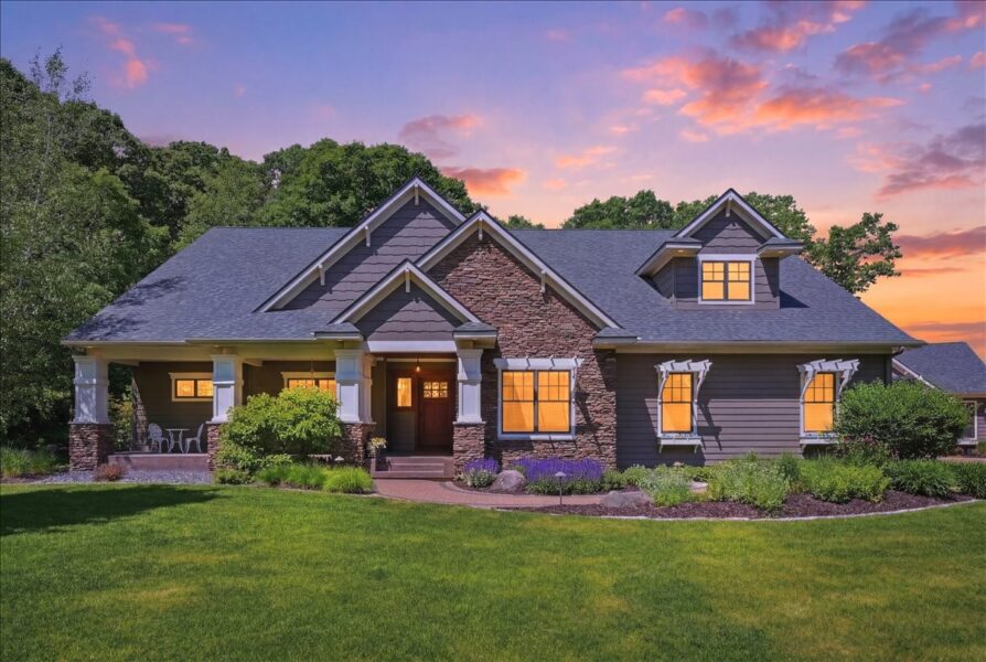 1116 N Moonlight Drive