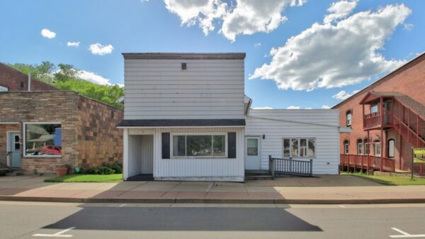 113 S Main Street Greenwood WI 54437