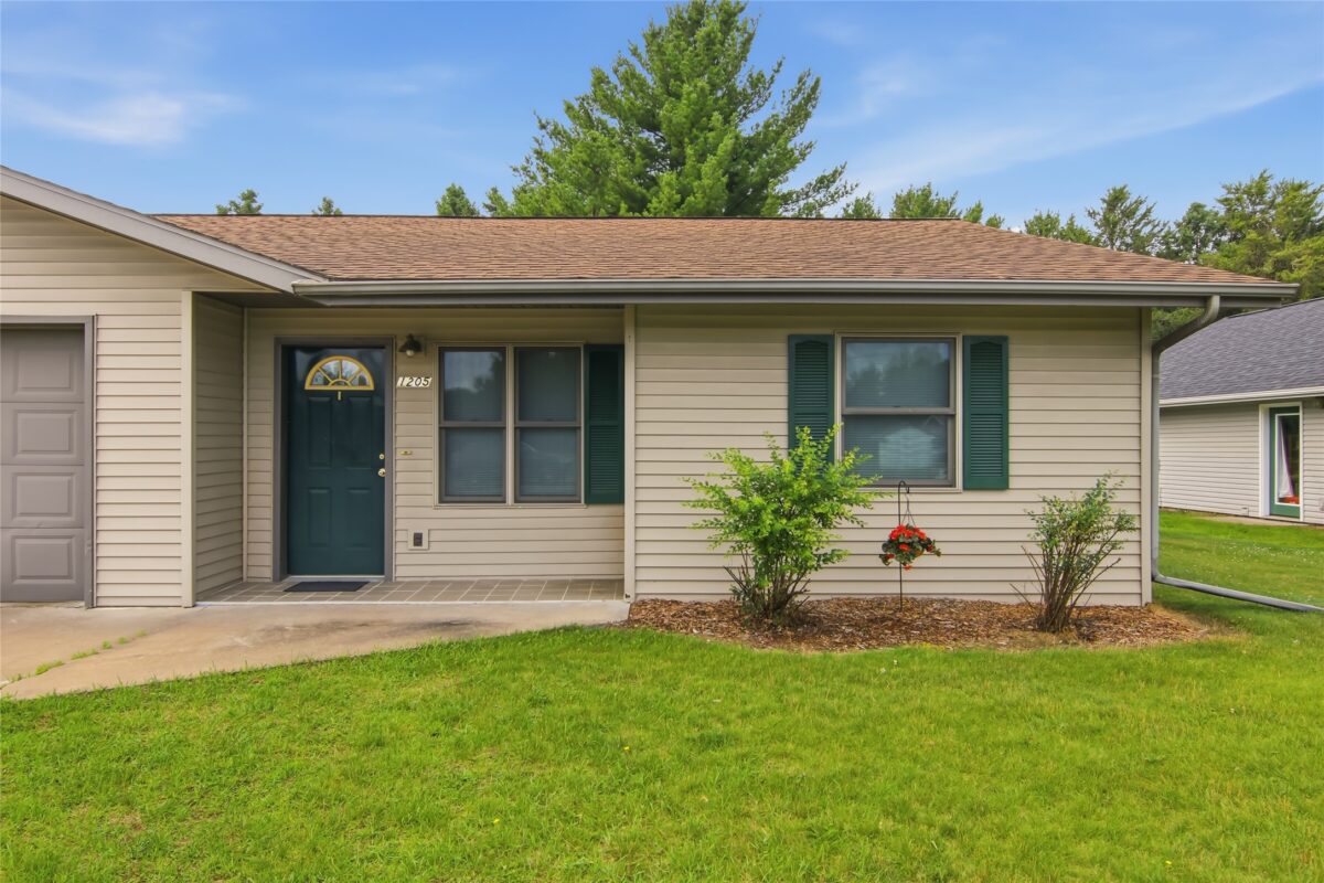1203/1205 Center Street, Chetek WI 54728 - Residential house for sale - MLS #1602718 - image2