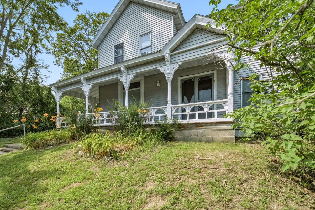 126 Cedar Street, Chippewa Falls WI 54729 - ResidentialIncome house for sale - MLS #1603533 - image3