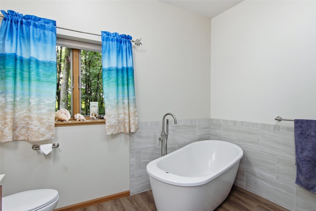 12814 92nd Street, Bloomer WI 54724 - Residential house for sale - MLS #1603847 - image22