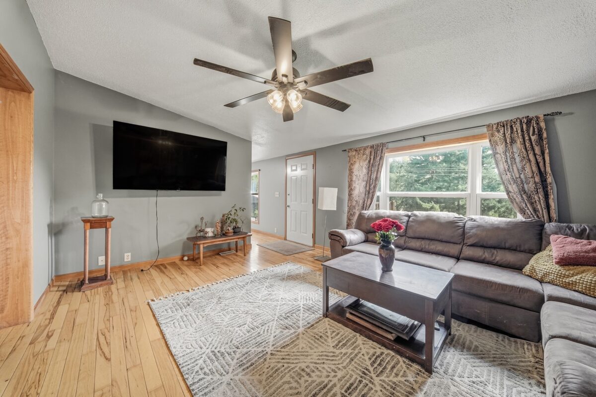 1318 Gooder Avenue, Eau Claire WI 54703 - Residential house for sale - MLS #1604140 - image12