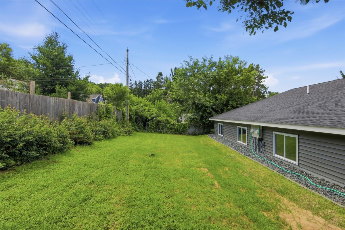 1323 Carpenter Avenue, Eau Claire WI 54703 - Residential house for sale - MLS #1604095 - image31