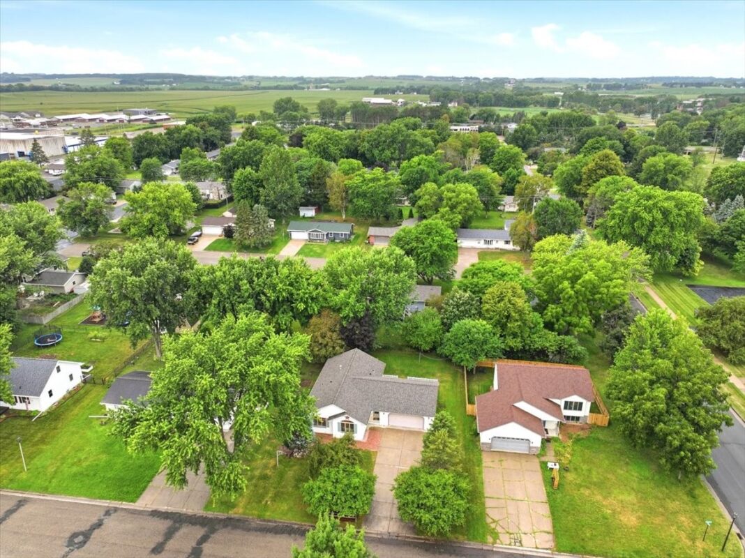 1420 6th Avenue, Baldwin WI 54002 - Residential house for sale - MLS #1603158 - image3