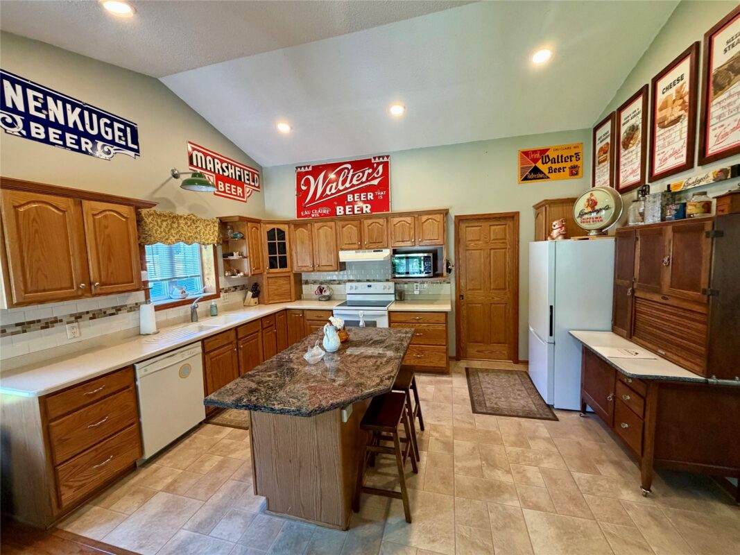 1432 Perry Street, Chippewa Falls WI 54729 - Residential house for sale - MLS #1603824 - image4