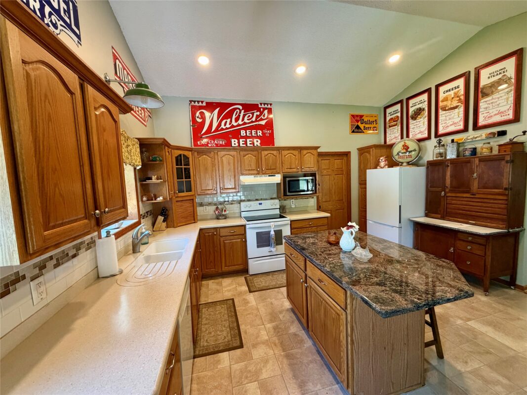 1432 Perry Street, Chippewa Falls WI 54729 - Residential house for sale - MLS #1603824 - image5