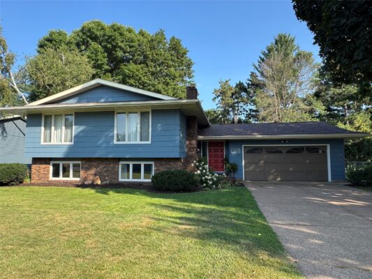 1439 Cummings Avenue Eau Claire WI 54701