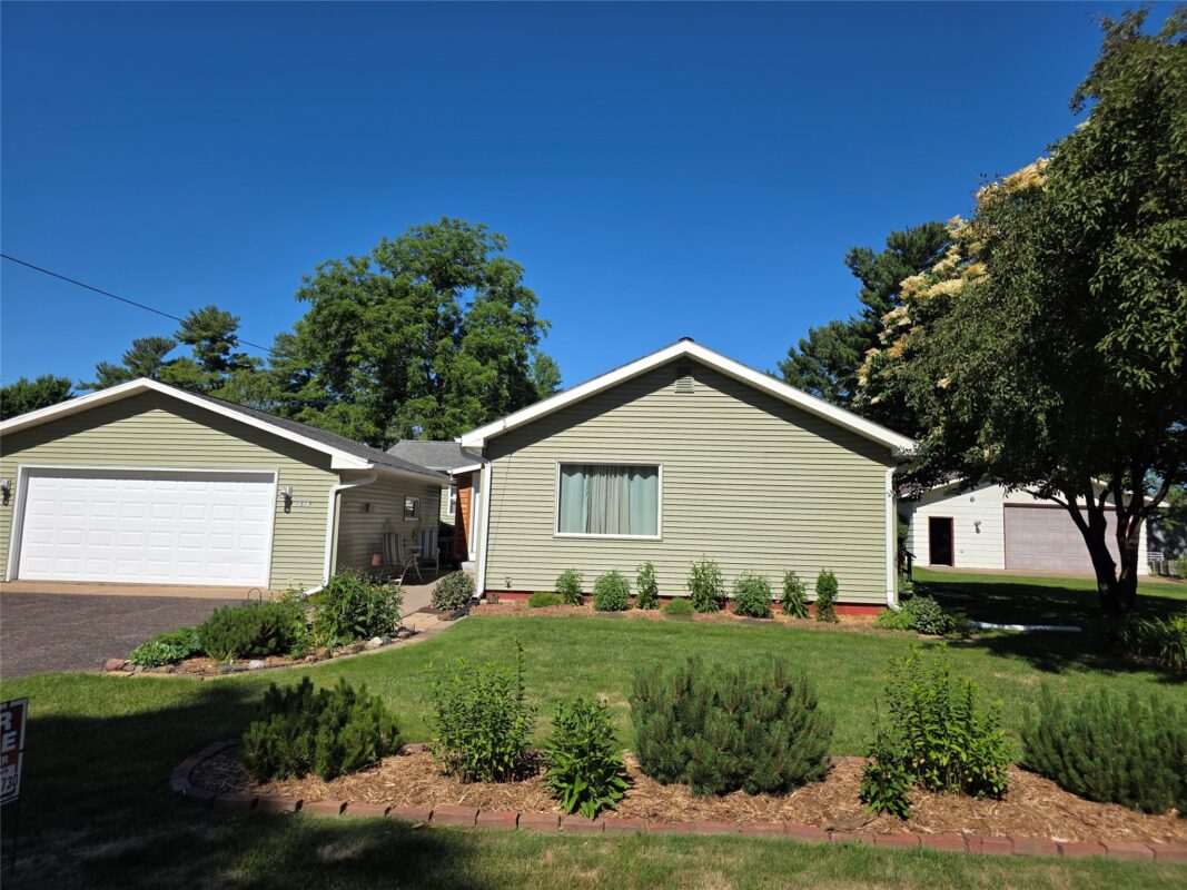 1517 3rd Street, Chetek WI 54728 - Residential house for sale - MLS #1602497 - image2