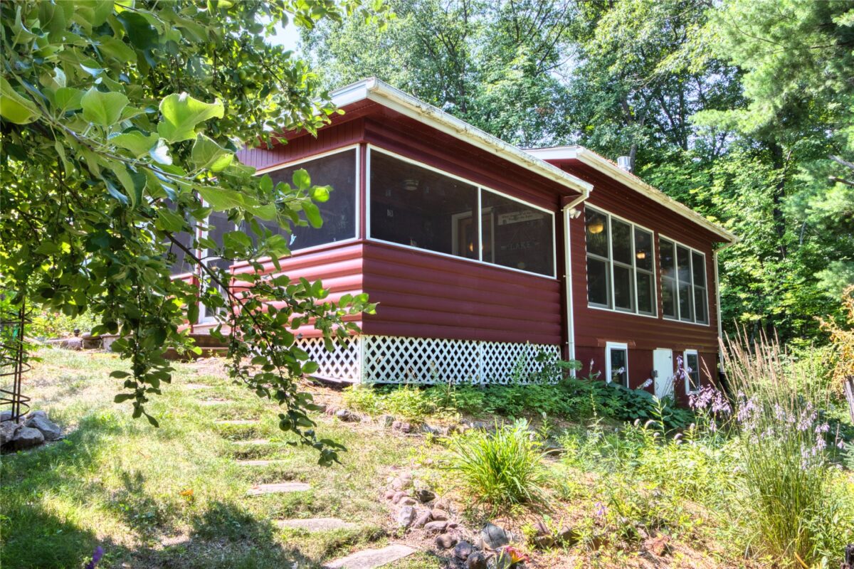 15254W Hummingbird Court, Stone Lake WI 54876 - Residential house for sale - MLS #1603740 - image7