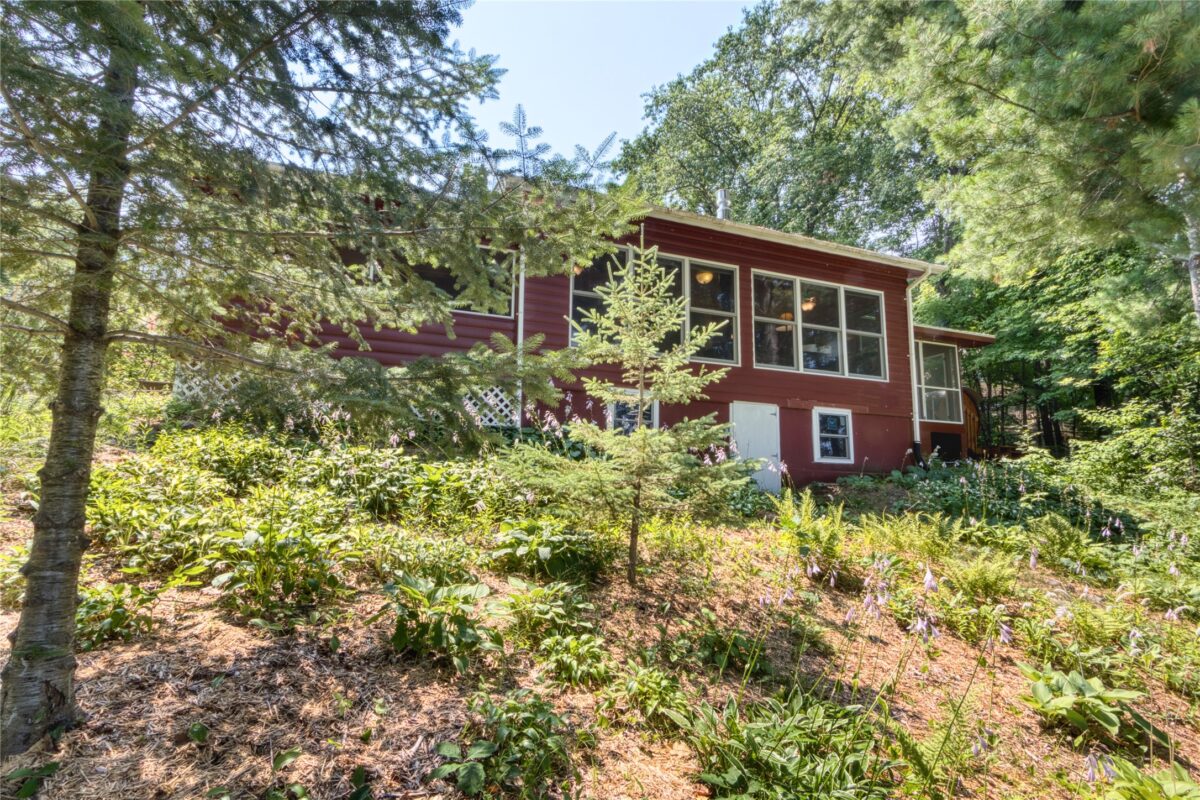 15254W Hummingbird Court, Stone Lake WI 54876 - Residential house for sale - MLS #1603740 - image8