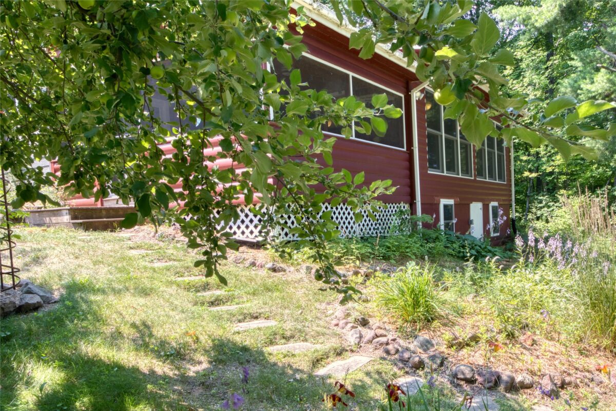 15254W Hummingbird Court, Stone Lake WI 54876 - Residential house for sale - MLS #1603740 - image9