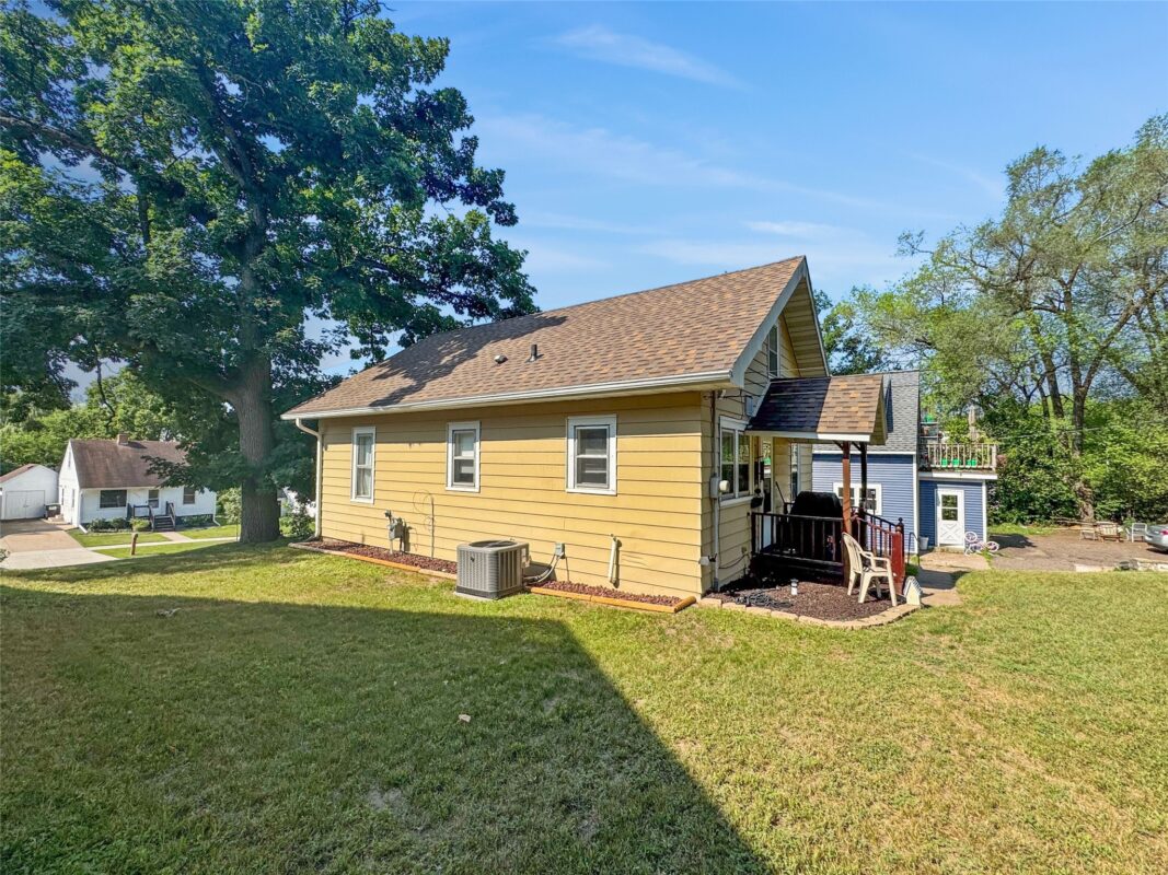 1542 Bellevue Avenue, Eau Claire WI 54703 - Residential house for sale - MLS #1603687 - image4