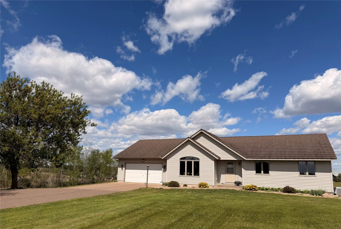16415 50th Avenue, Chippewa Falls WI 54729 - Residential house for sale - MLS #1602084 - image2